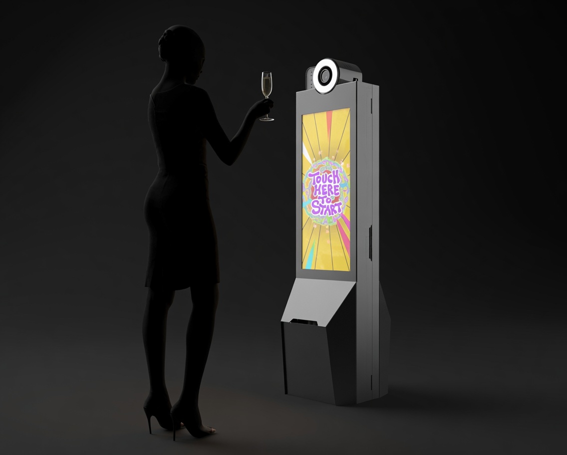 Shoot & Shutter FotoMaster Spire photo booth experience